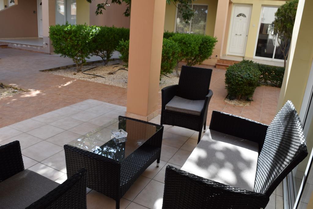 Diana Apartment Paphos Exterior photo